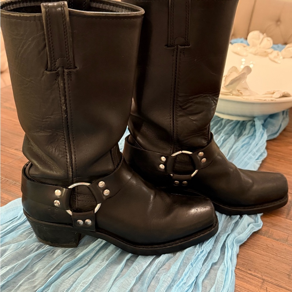 Frye Black Leather Boots 8R square toe moto